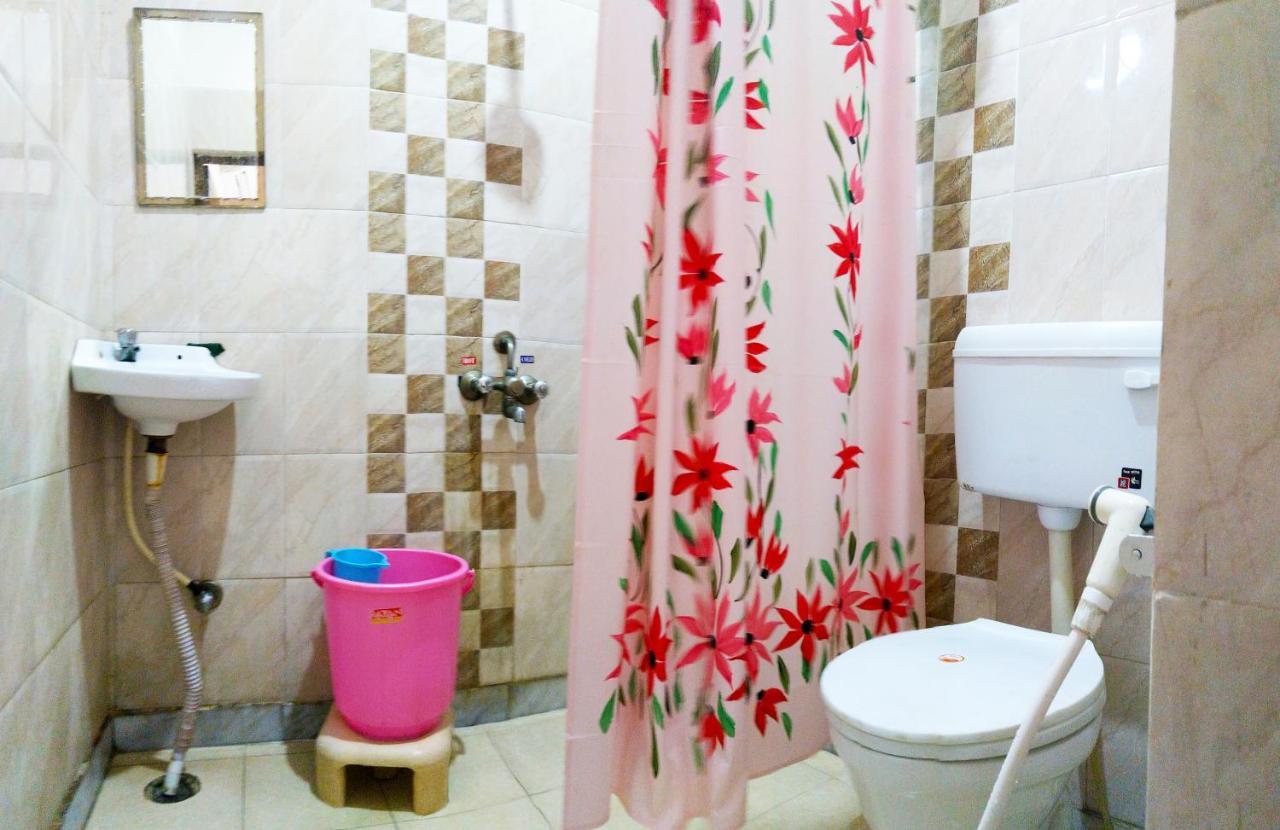 Su- Koon Homestay Agra  Esterno foto
